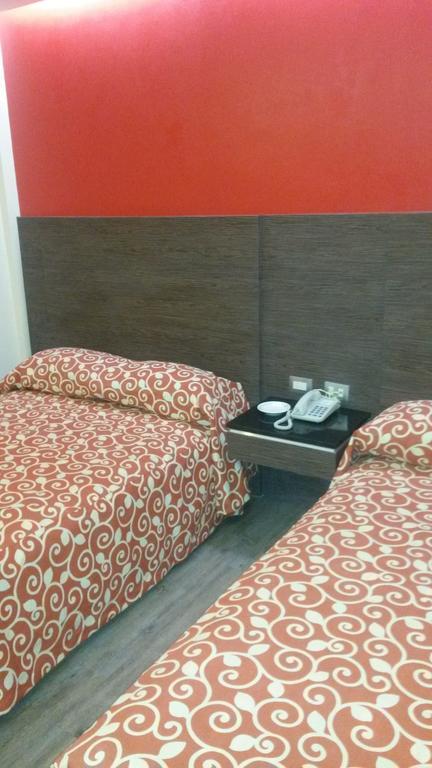 Hotel Dharma Mexico City Room photo